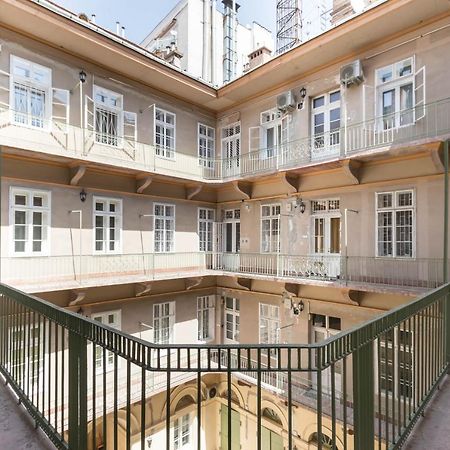Leda'S Apartment Next To The Danube And Fashion Street Budapest Exterior photo